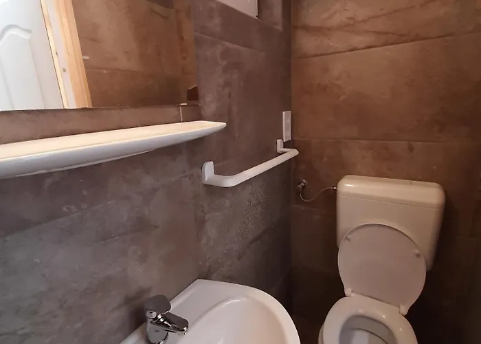 2 Feroehelyes شقة بالاتوليلّي